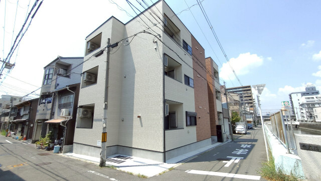 【角部屋ならではの明るさと開放感】グランディオ鶴橋／大阪市生野区／今里駅／1LDK(30.04m²)／ワンランク上の暮らし！